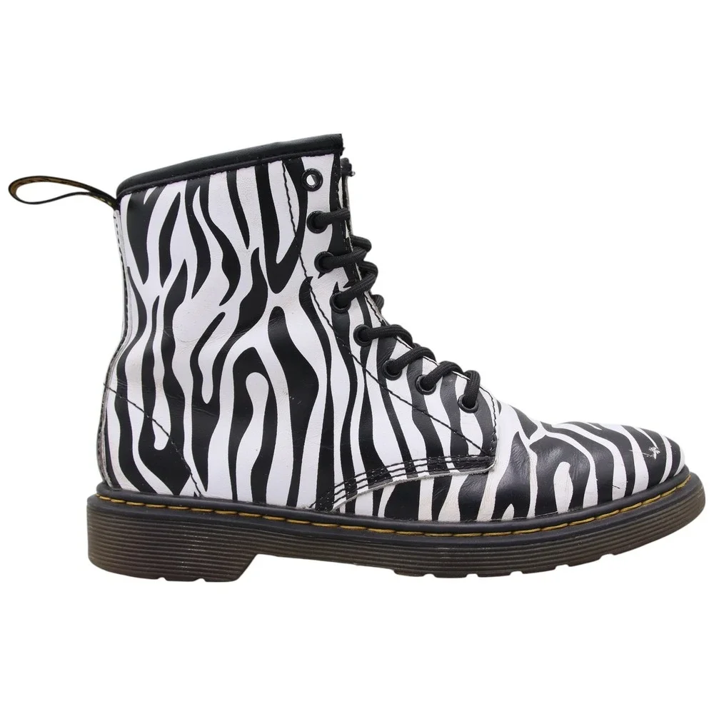 Dr. Martens Delaney Youth Sz 3 US Zebra Print Ankle Boots Ankle Lace Up Side Zip